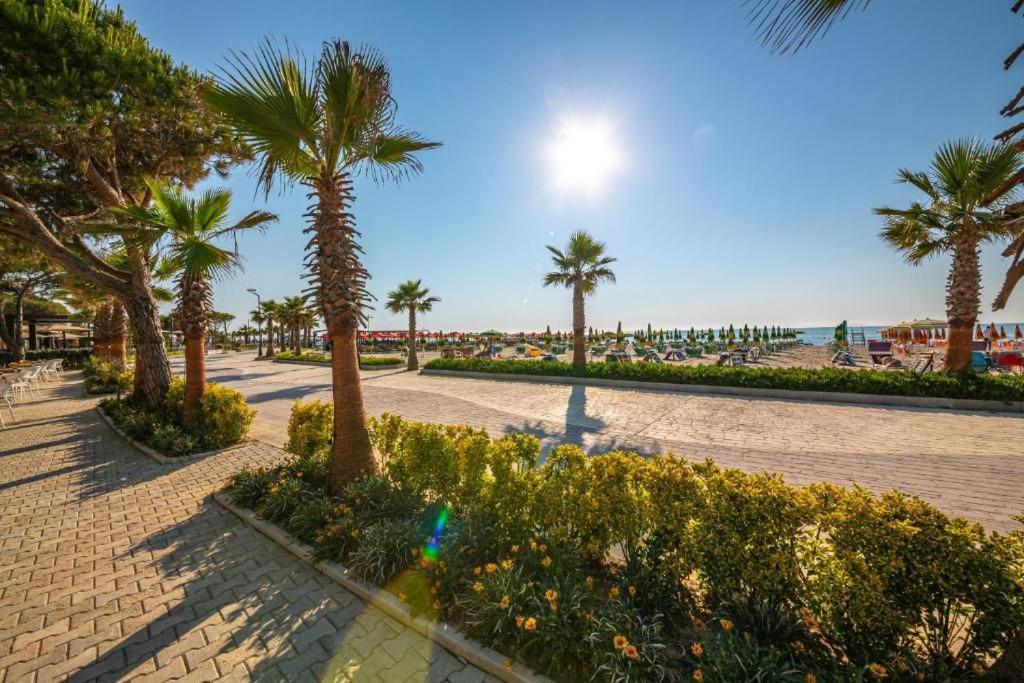 The Bungalow'S Golem  Εξωτερικό φωτογραφία